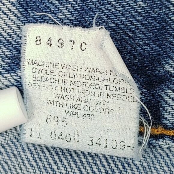Vintage Levi's 550 Made In USA Relaxed Jeans 40x26 (Re-Hemmed) READ! - Picture 16 of 16